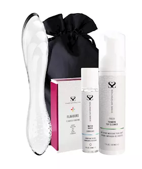 Satisfyer Dazzling Crystal 1 Glass Dildo  Essentials Bundle
